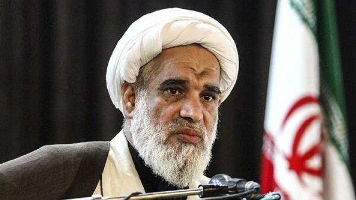 رهبر انقلاب هیچ گزینه‌ای معرفی نکرده‌اند/ نگران نباشید، خدا کمک می‌کند