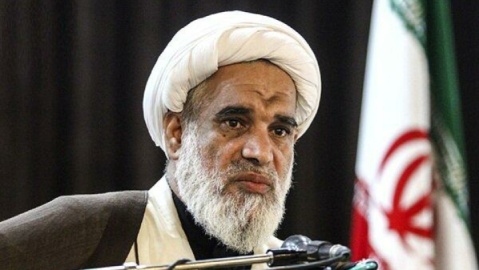 رهبر انقلاب هیچ گزینه‌ای معرفی نکرده‌اند/ نگران نباشید، خدا کمک می‌کند