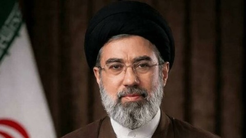 پیام نوروزی رهبر انقلاب به مناسبت آغاز سال ۱۴۰۵؛ سال «اقتصاد مقاومتی در سایه وحدت ملّی و امنیّت ملّی»