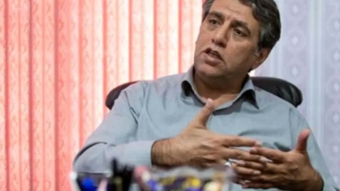 ملت ایران در همایش حضور، بیعت با رهبری جدید انقلاب را به نمایش بگذارند