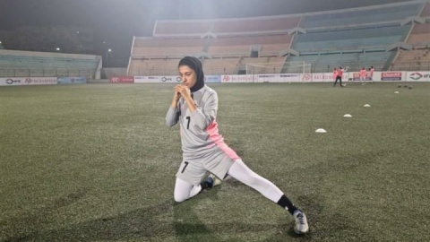 محدثه زولفی تا ساعاتی دیگر در کنار هم‌تیمی‌های خود در «تیم ملی»/ ملی‌پوشی که «ایران» را به «غربت» ترجیح داد