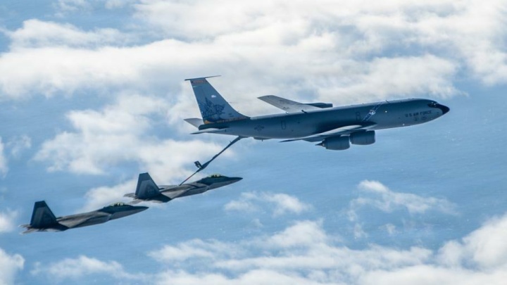 پنج هواپیمای سوخت‌رسان آمریکا هدف حملات ایران قرار گرفتند