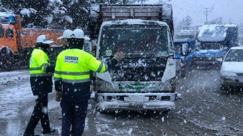 آخرین وضعیت ترافیکی در جاده ها؛ بارش ها در ۱۹ استان کشور