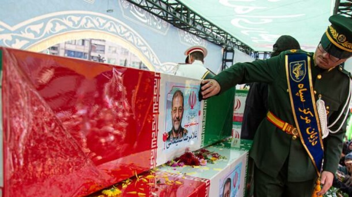 تاکید دختر سرلشکر سلیمانی بر تداوم راه مقاومت؛ «با کشتن، عقب‌نشینی نمی‌کنیم»