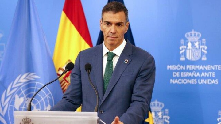 سانچز: مخالف جنگ با ایران هستیم