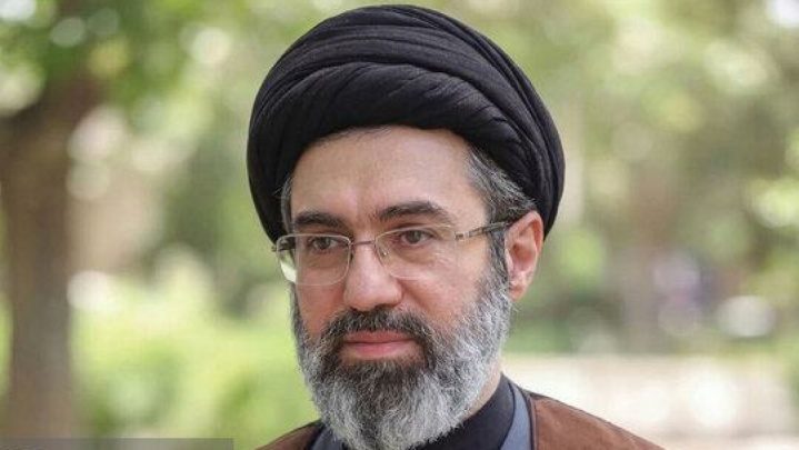 رهبر انقلاب در پیامی شهادت وزیر اطلاعات را تسلیت گفتند