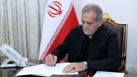 پزشکیان : مردم نباید کمبودی احساس کنند