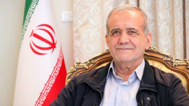 در اوج نبردِ قدرتمندانه رزمندگان، مردم عزیز ما نیز صحنه‌ای استثنائی خلق کرده‌اند