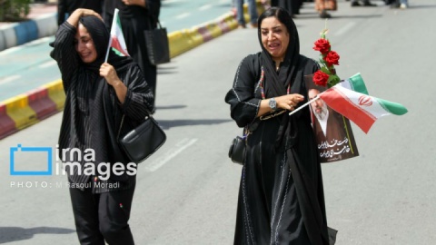 گزارش تصویری/ تشییع پیکر شهدای ناوشکن دنا در بندرعباس