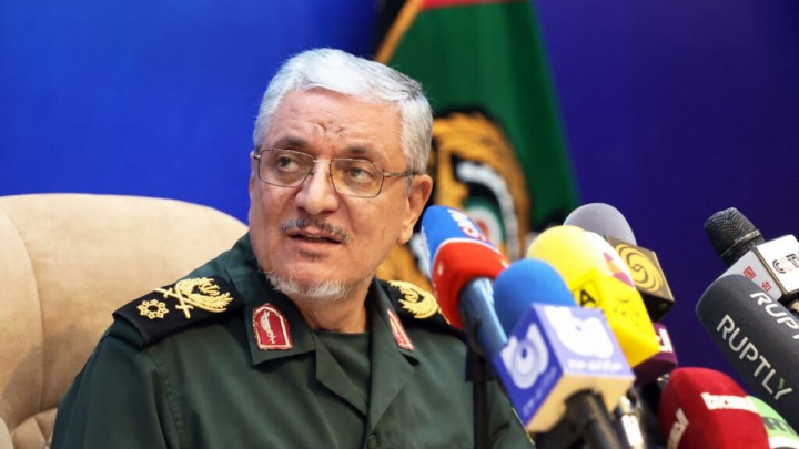 سخنگوی وزارت دفاع: تا تسلیم کامل دشمن رزم را با شدت ادامه می‌دهیم