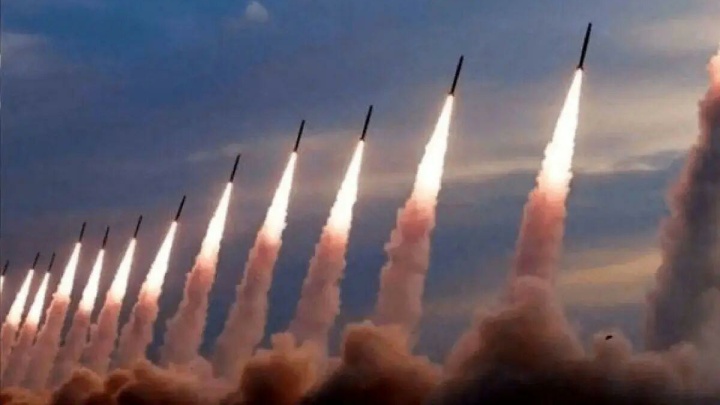 آژیرهای ممتد در سرزمین‌های اشغالی؛ حملات موشکی هم‌زمان از ایران و لبنان