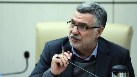 وزیر بهداشت به عیادت مجروحان نیروی دریایی رفت