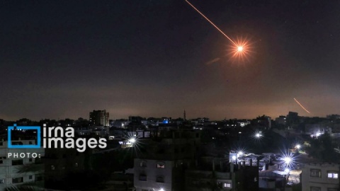 اصابت مستقیم موشک‌های ایران به حیفا/ناتوانی پدافند رژیم اسرائیل