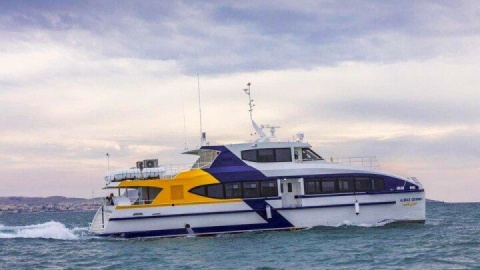 ممنوعیت تردد شناورهای مسافربری به کیش فردا ۷ فروردین