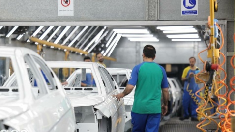 استاندار: یک خودروساز در قم فعال می‌شود