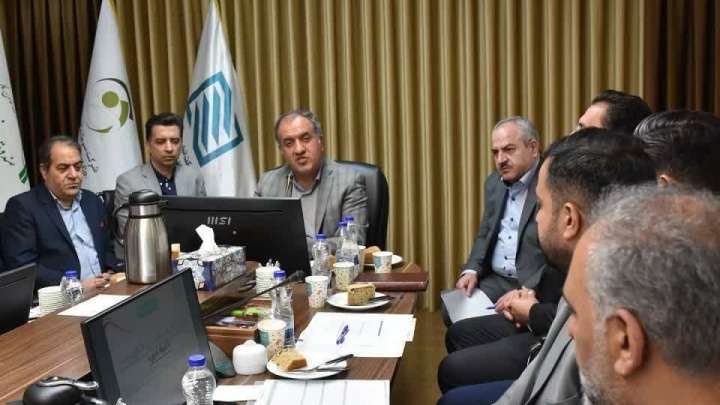 بررسی وضعیت کالاهای اساسی و مواد اولیه داروئی در شرکت انبارهای عمومی و خدمات گمرکی ایران