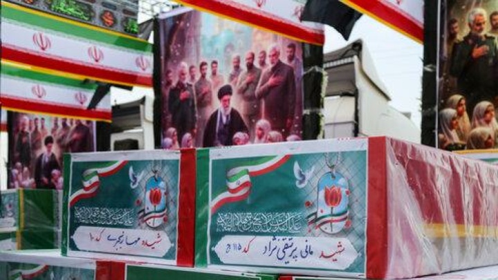 آیین چهلم شهدای دانش‌آموز میناب در خیابان حجاب تهران برگزار می‌شود