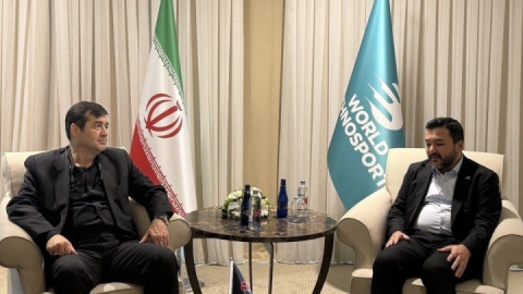 دنیامالی: مردم ایران زیر بار ذلت و سازش نمی‌روند/ ظرفیت جوانان در خدمت دنیای اسلام است