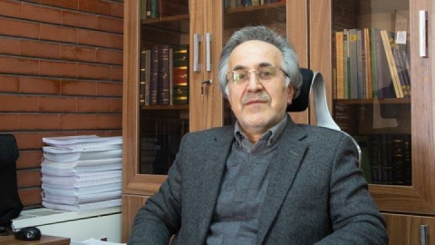 دانشگاه در آتش، تاریخ در سوگ