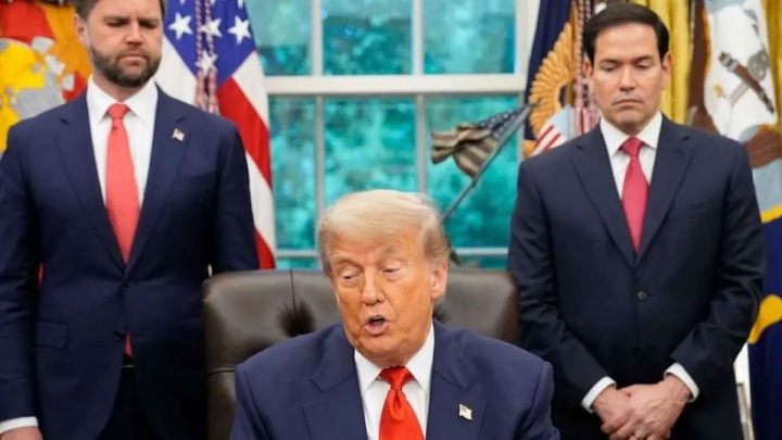 رمزگشایی از یک فریب استراتژیک