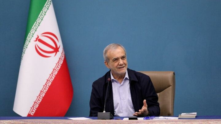 پزشکیان: نظام توزیع و تأمین بدون نوسان به فعالیت ادامه خواهد داد