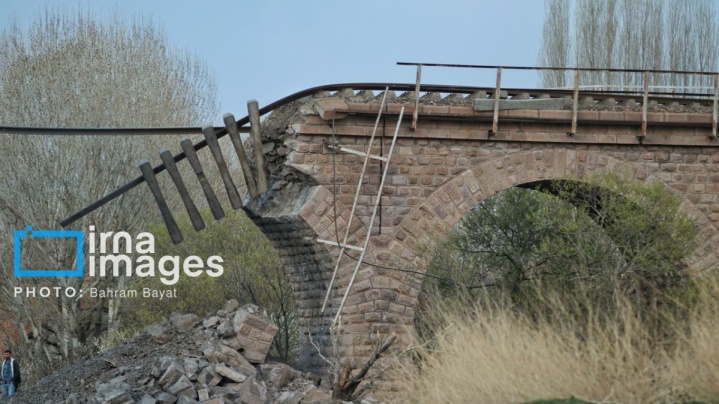 پل راه آهن امین آباد تا ۱۵ روز آینده ترمیم می‌شود