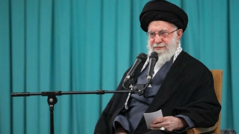 اطلاعیه دفتر رهبر انقلاب درباره تماس مردم برای طلب حلالیت از امام شهید