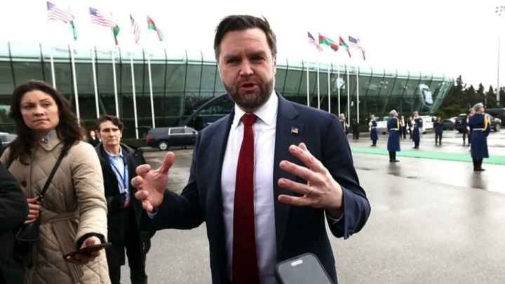 معاون رئیس جمهور آمریکا: منتظر مذاکره مثبت با ایران هستیم