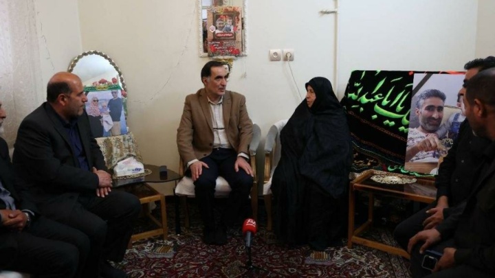 ایثار و فداکاری شهدا سرمایه‌ای ماندگار برای ملت ایران است