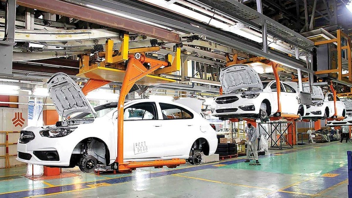 تأمین قطعه و ادامه تولید اولویت خودروسازان