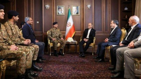 پزشکیان: نقش مؤثر و مسئولانه پاکستان در مسیر توقف جنگ قابل تقدیر است| عاصم منیر: با تداوم تلاش‌های دیپلماتیک، می‌توان به‌زودی به توافق و پایان جنگ دست یافت