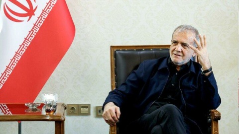 پزشکیان: ترامپ چه‌کاره دنیاست که ایران را از حقوق قانونی محروم کند؟