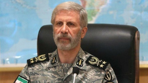 قدردانی فرمانده کل ارتش از پیام محبت آمیز فرمانده معظم کل قوا