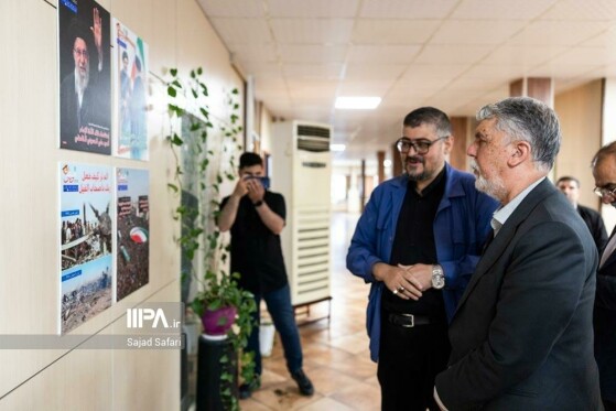 بازدید سید عباس صالحی وزیر فرهنگ و ارشاد از روزنامه ایران