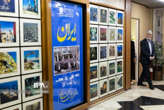 بازدید سید عباس صالحی وزیر فرهنگ و ارشاد از روزنامه ایران