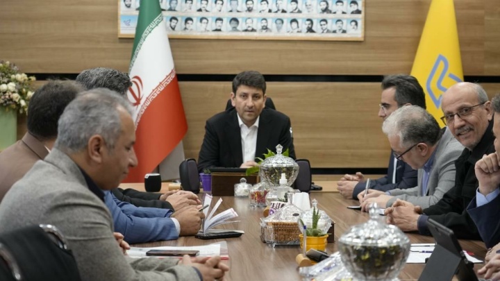 قدردانی پزشکیان از کارکنان پست / جزئیات بازدید وزیر ارتباطات از شرکت ملی پست