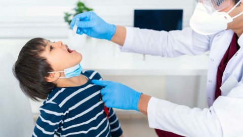 واکسیناسیون ۱۶۳ هزار کودک در ایام جنگ