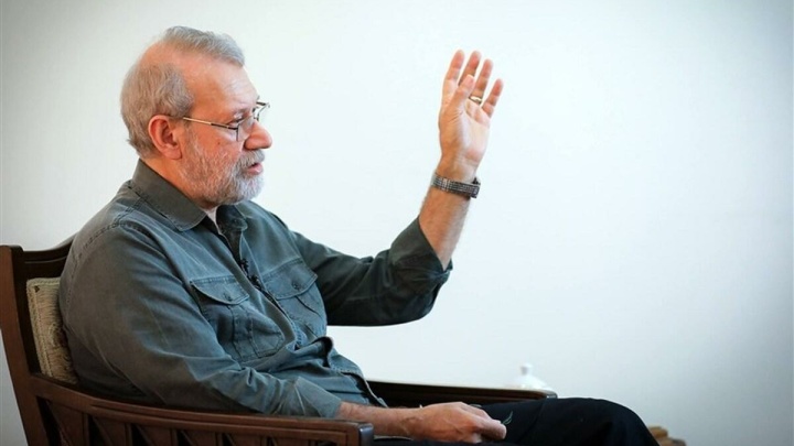 مخالف خانه‌نشینی کارآمدان بود