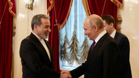 عراقچی: از حمایت روسیه از مسیر دیپلماسی استقبال می‌کنیم