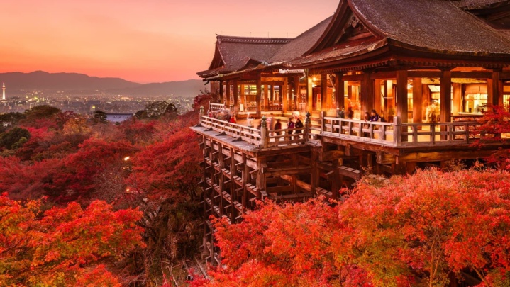 مرثیه‌ای بر اصالت‌ از دست رفته