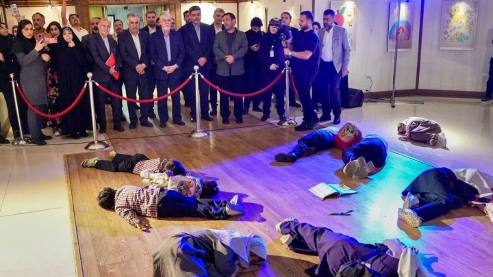 جزئیات سفر وزیر فرهنگ به بندرعباس / بازدید از از نگاره‌های هنری فرشتگان میناب