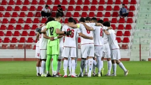 ایستادگی در غبار سیاست