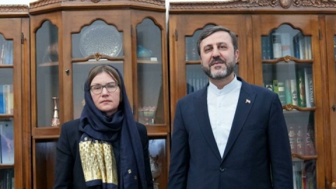 غریب‌آبادی: حمله به صد و سی هزار هدف غیرنظامی در ایران مصداق جرایم جنگی است