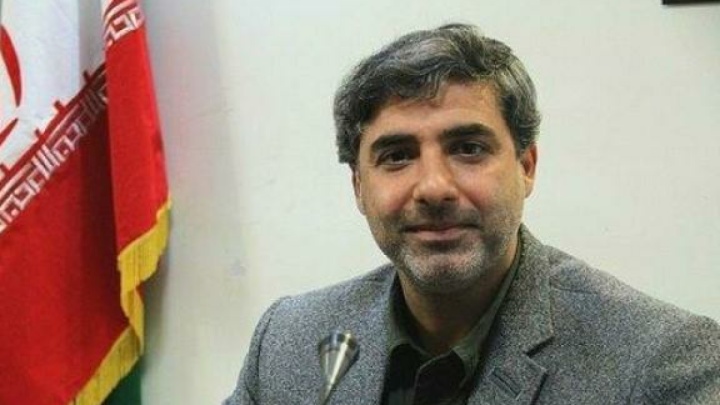 سایه سنگین کاخ سفید بر مستطیل سبز