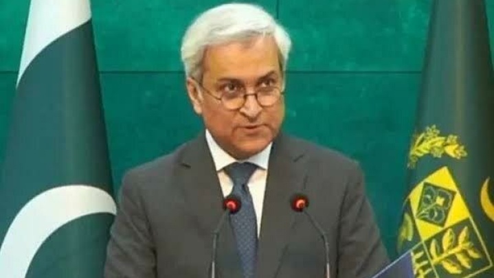 پاکستان: کانال‌های دیپلماتیک با ایران و آمریکا باز هستند