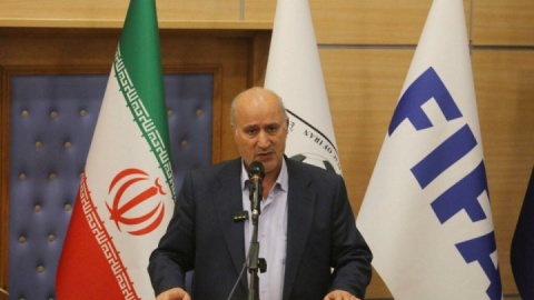 واکنش فیفا به کارشکنی کانادا / مهدی تاج به زوریخ دعوت شد