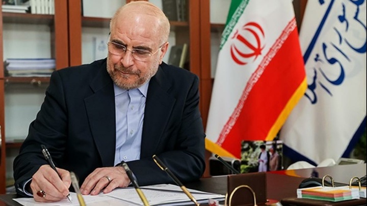 قالیباف: مدرسه، سنگر مبارزه برای فردا است