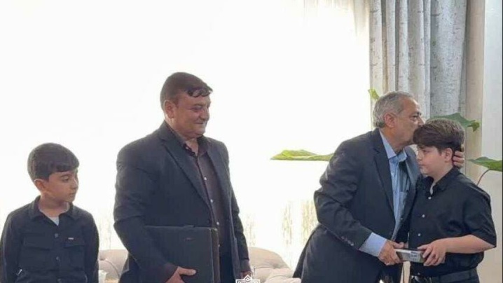 وزیر آموزش و پرورش با خانواده سردار شهید محمد مرادی دیدار کرد