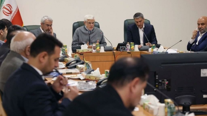 برخورد قاطع با گران‌فروشی و احتکار با دستور جدید عارف