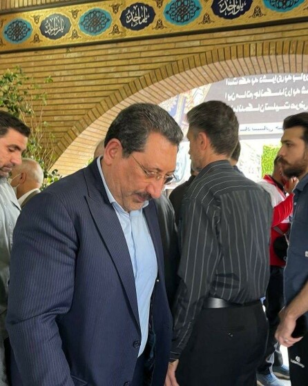 سیدمحمد اتابک، وزیر صنعت، معدن و تجارت در مراسم ترحیم والده پیرحسین کولیوند